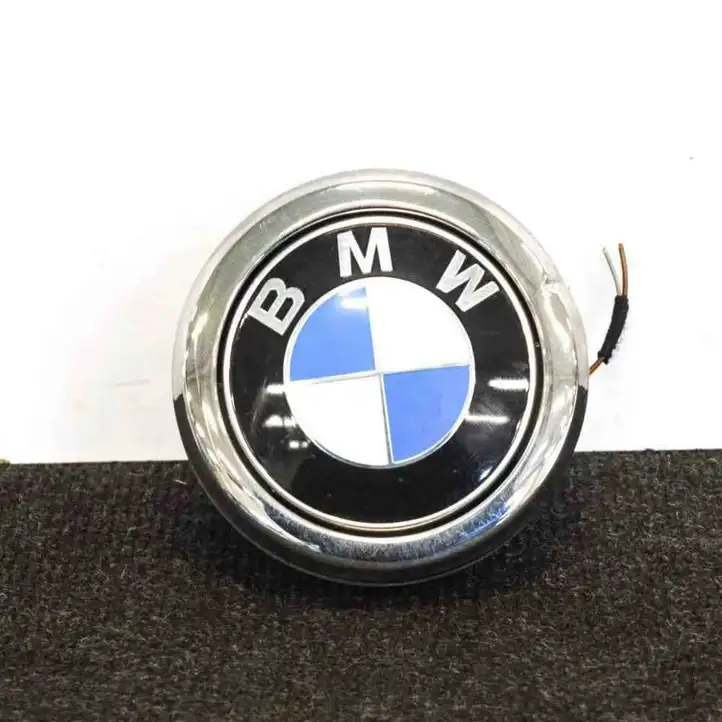 BMW 1 F20 F21 (2011 - 2019) 7270728 Эмблема производителя — фото 2