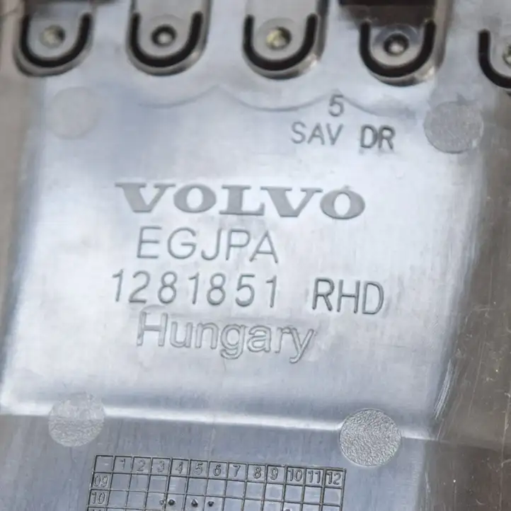 Volvo V60 (2010 - 2013) 1281851 Воздушная решетка панели — фото 6