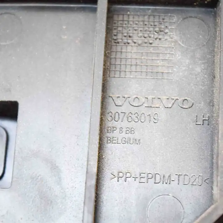 Volvo V50 (2004 - 2008) 30763019 Кронштейн угловой части бампера — фото 5
