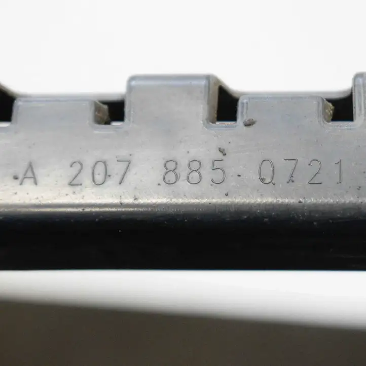 Mercedes-Benz E A207 (2010 - 2017) A2078850721 Кронштейн угловой части бампера — фото 6