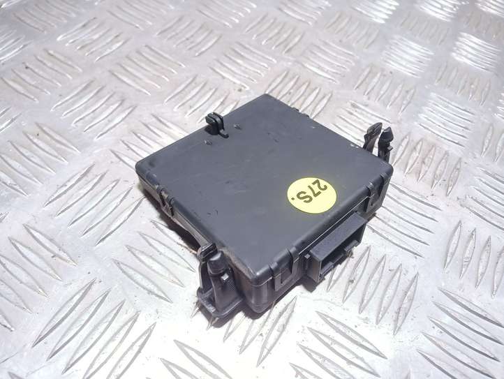 Volkswagen Golf V (2003 - 2009)  1K0907530E Модуль управления gateway