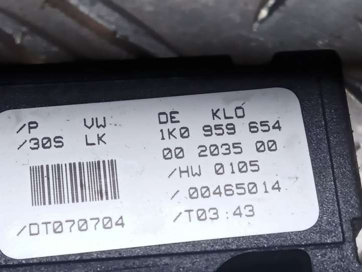 Volkswagen Golf V (2003 - 2009)  1K0959654 Датчик положения (угла) руля