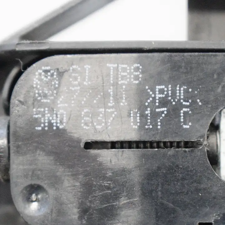 Volkswagen Amarok (2010 - ) 5N0837017C Наружная ручка двери — фото 6