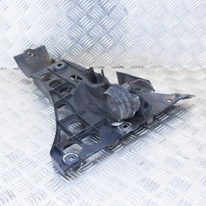 BMW 5 E60 E61 (2004 - 2010) 7895752 Кронштейн заднего бампера — фото 2