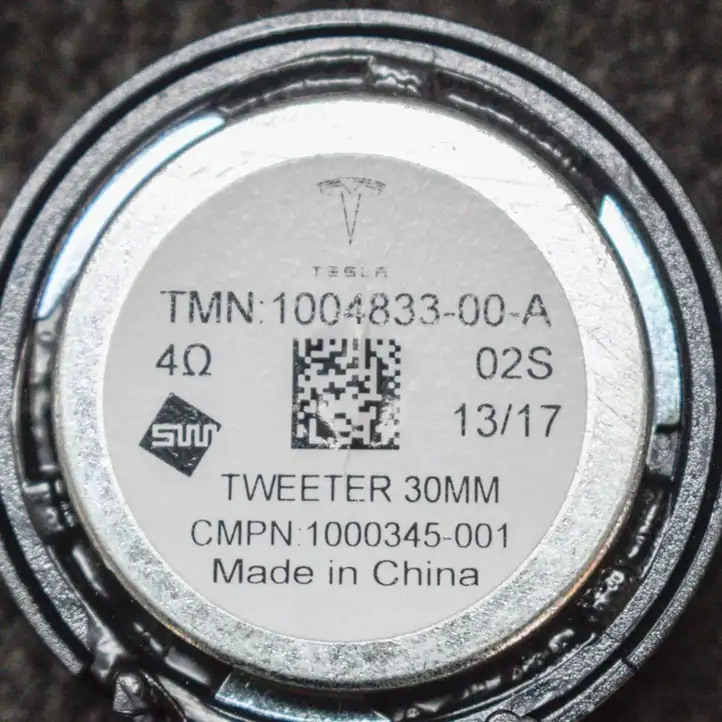 Tesla Model X (2015 - 2021) 100483300A Динамики задних дверей — фото 5