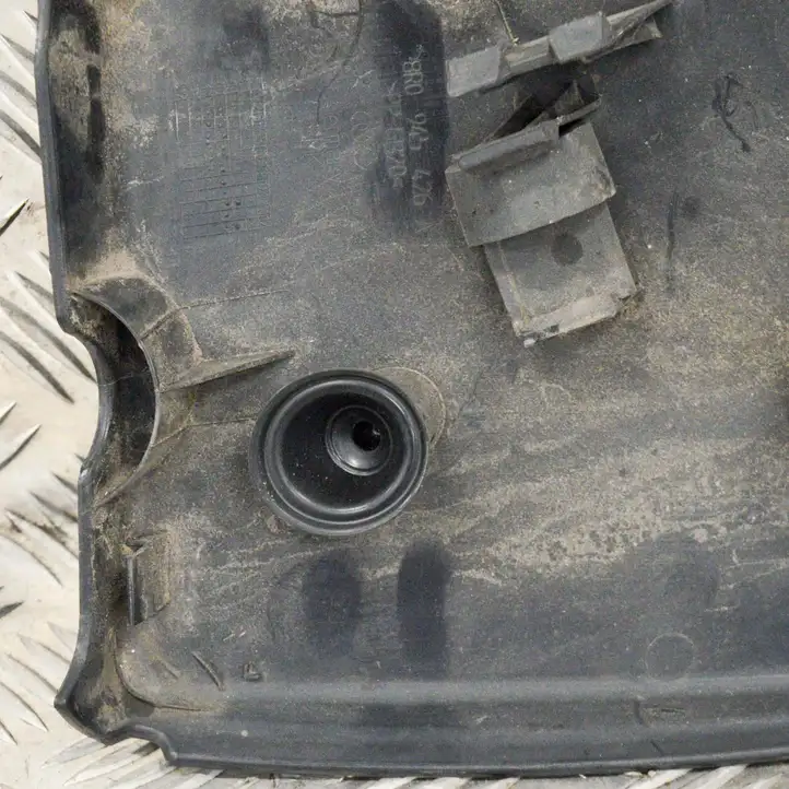 Audi Q5 SQ5 (2008 - 2012) 8R0945426A Другая часть кузова — фото 4