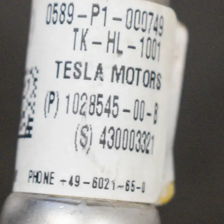 Tesla Model S (2012 - 2016) 102854500B Привод подушки безопасности пешехода — фото 6