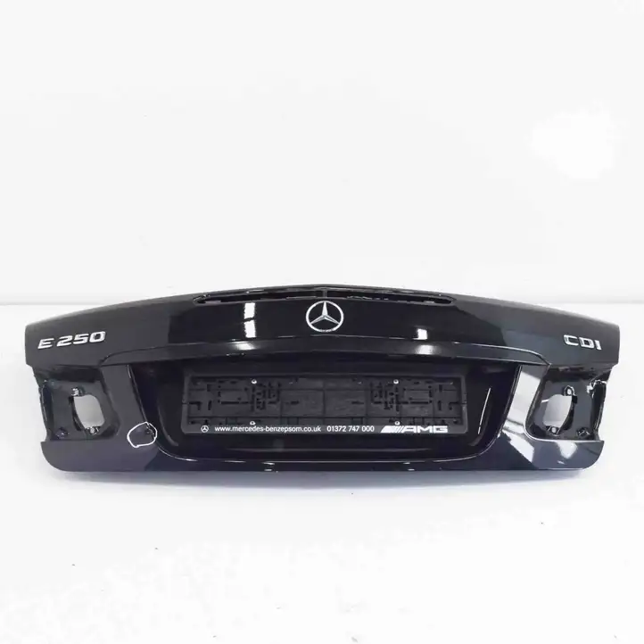 Mercedes-Benz E A207 (2010 - 2017) A2077500175 Крышка багажника — фото 1