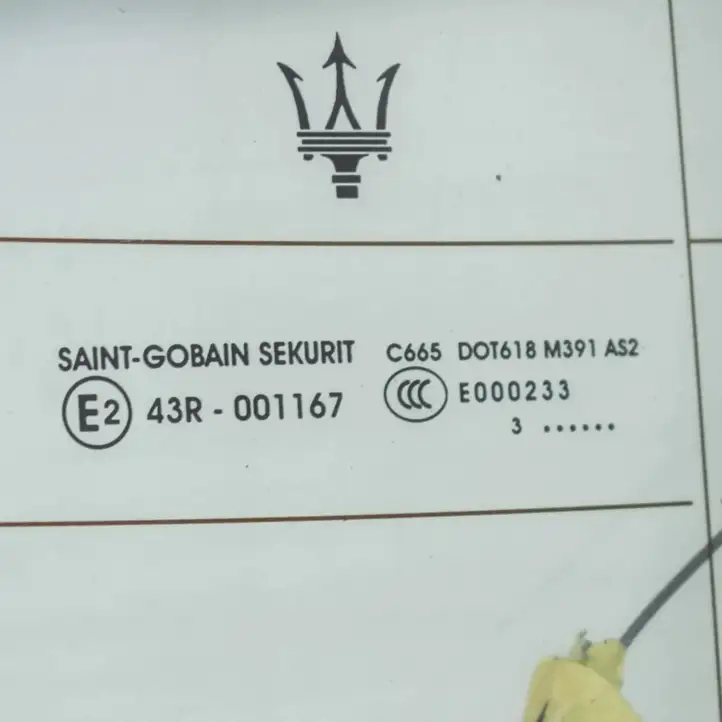 Maserati Ghibli (2013 - 2017) 43R001167 Заднее стекло — фото 6