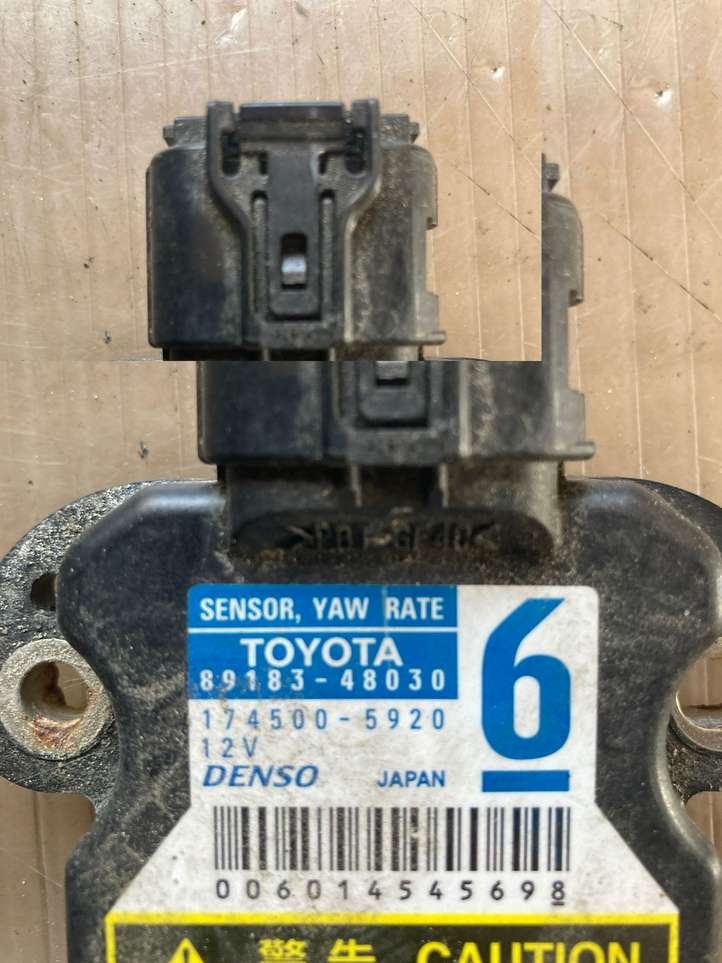 Toyota Prius (XW30) (2009 - 2015)  8918348030 Датчик ESP (системы стабильности) (датчик курсовой устойчивости))
