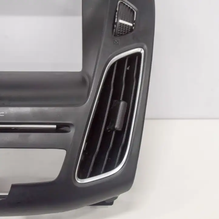 Ford Focus (2015 - 2019) F1EBA014L21BB3JA6 Воздушная решетка панели — фото 5