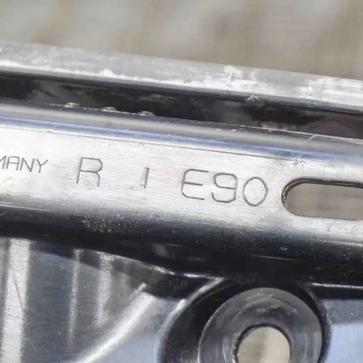 BMW 3 E90 E91 (2005 - 2012) 7118194 Кронштейн заднего бампера — фото 7