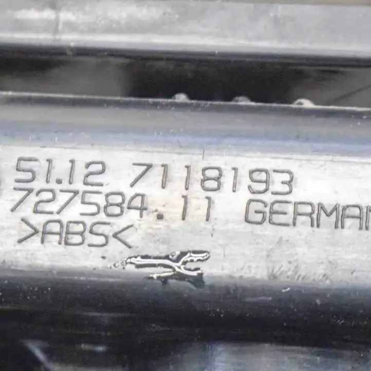 BMW 3 E90 E91 (2005 - 2012) 7118193 Кронштейн угловой части бампера — фото 5