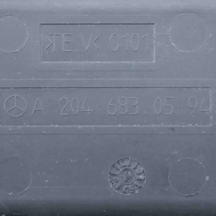Mercedes-Benz C W204 (2007 - 2014) A2046801350 Передняя пепельница — фото 9
