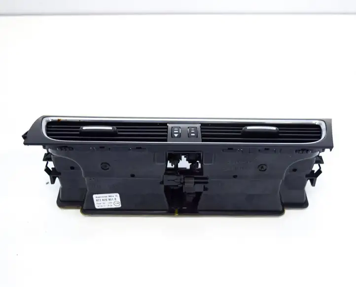 Audi A5 8T 8F (2007 - 2011) 8T2820951B Воздушная решетка панели — фото 5