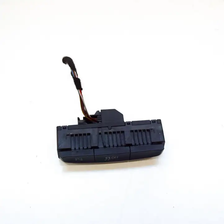 Audi A5 8T 8F (2007 - 2011) 8K0959673G Кнопка фаркопа в багажнике — фото 4