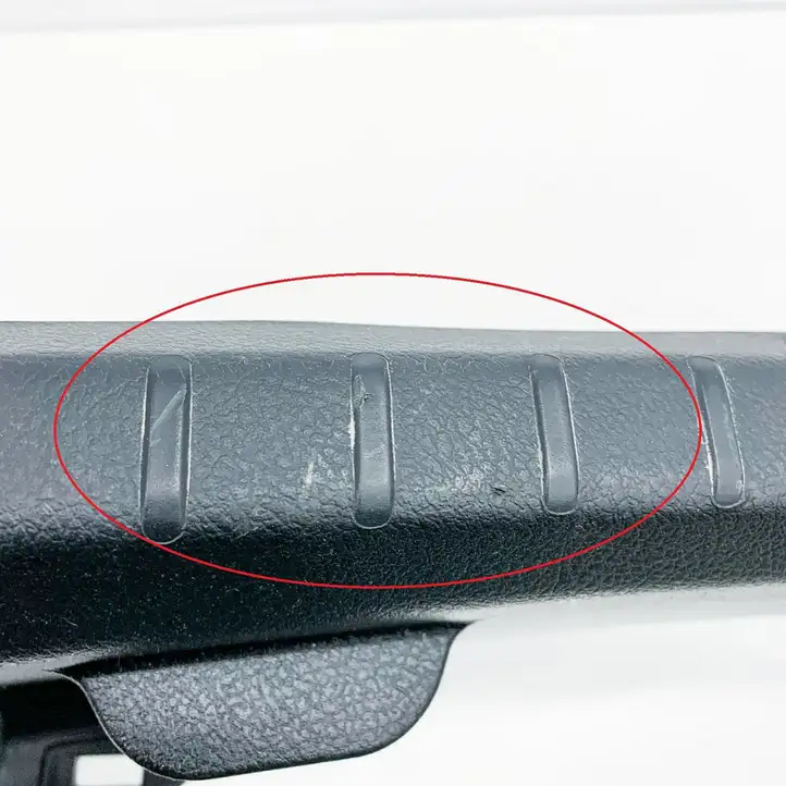 Toyota Yaris (2014 - 2019) EK1694 Отделка порога багажника — фото 6