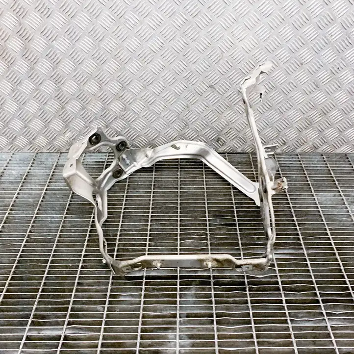 Porsche 911 991 (2011 - 2019) 99150425300 Кронштейн панели радиатора — фото 4