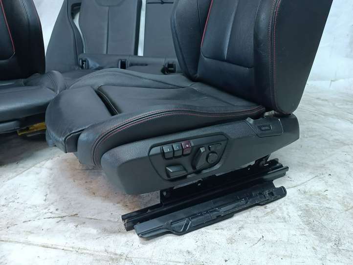 BMW 3 F30 F35 F31 (2012 - 2018)   Комплект сидений