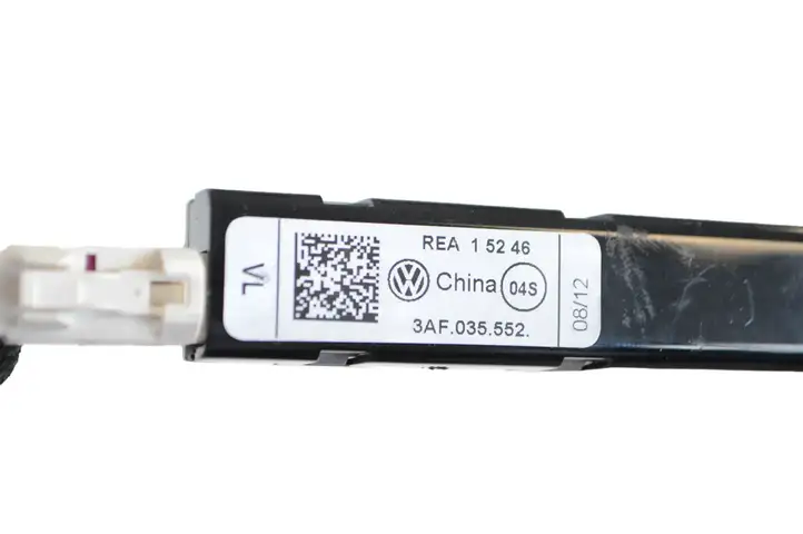 Volkswagen PASSAT B7 (2011 - 2014) 3AF035552 Усилитель антенны — фото 5