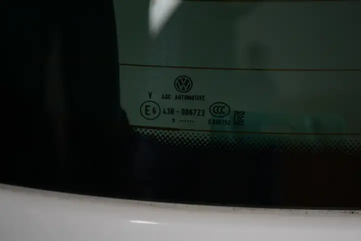 Volkswagen Tiguan (2016 - 2020) Крышка багажника — фото 3