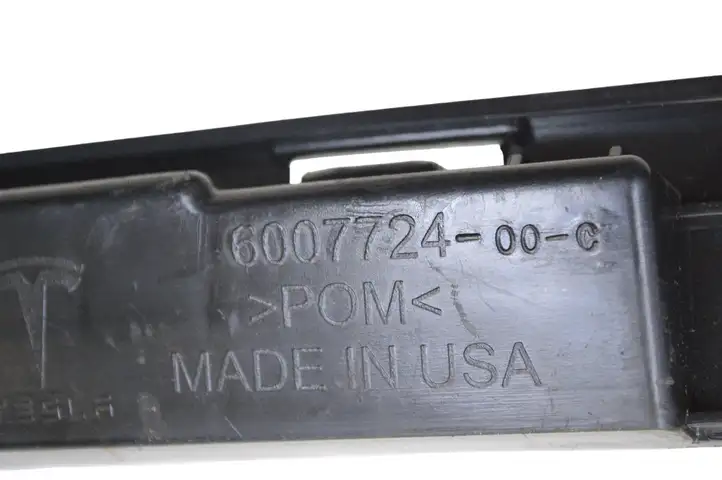 Tesla Model S (2012 - 2016) 600772400C Кронштейн заднего бампера — фото 5