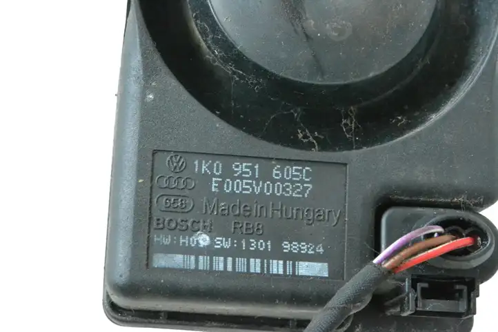 Audi A4 S4 B8 8K (2007 - 2011) 1K0951605C Сирена сигнализации — фото 4