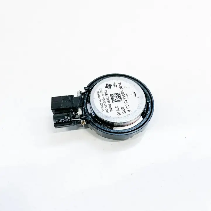 Tesla Model X (2015 - 2021) 100483300A Динамики задних дверей — фото 3