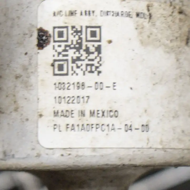 Tesla Model X (2015 - 2021) 103219600E Трубки и шланги кондиционера — фото 6