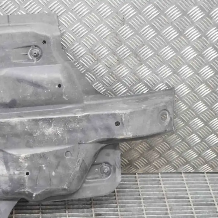 Audi A1 (2010 - 2014) 6Q0825202M Боковая защита днища — фото 4