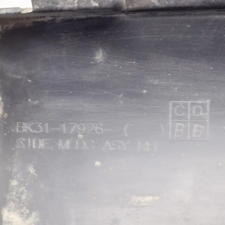 Ford Transit (2013 - 2017) BK3117926BB Молдинг заднего крыла — фото 3