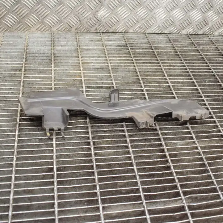 Toyota Verso (2012 - 2015) 532850F090 Другая часть кузова — фото 2