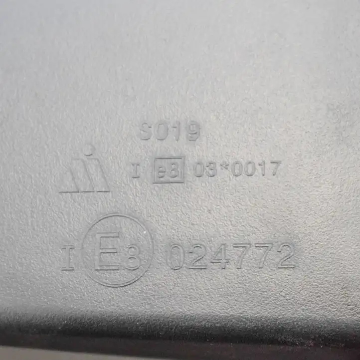 Toyota Verso (2012 - 2015) E8024772 Салонное зеркало заднего вида — фото 4