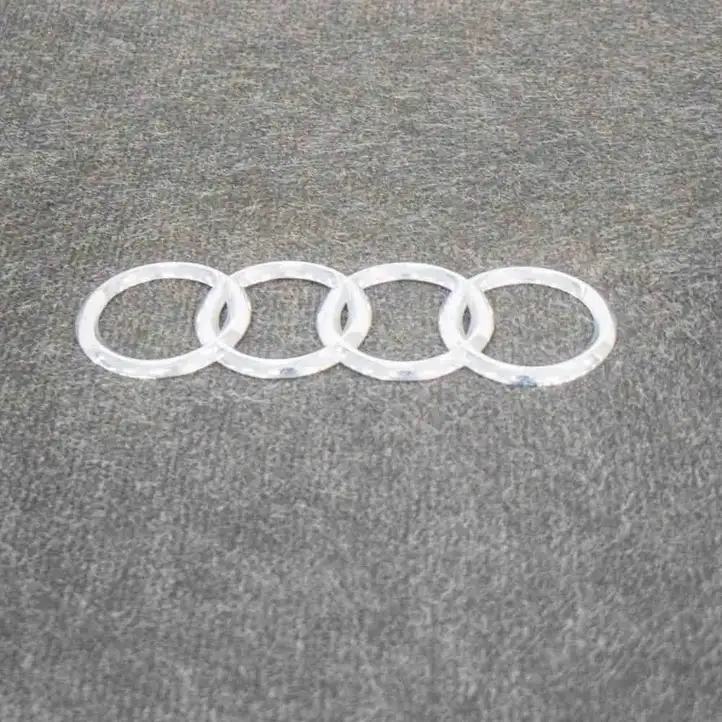 Audi A6 S6 C6 4F (2004 - 2008) 4E0853742 Эмблема производителя — фото 1