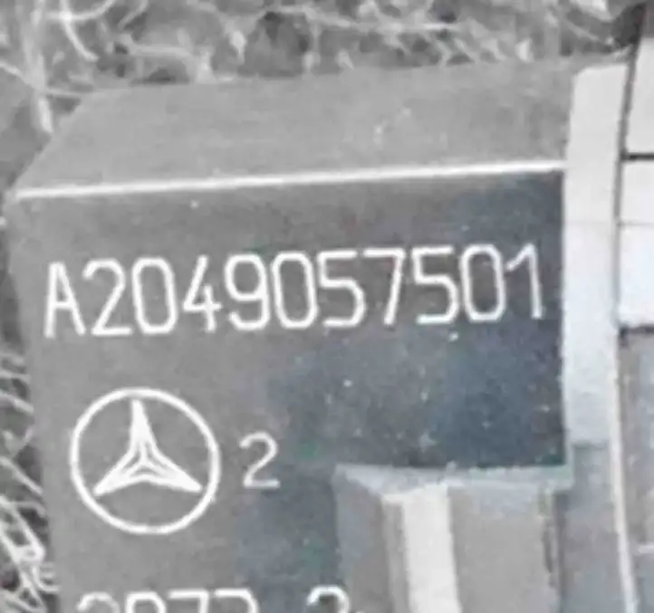 Mercedes-Benz E A207 (2010 - 2017) A2049057501 Датчик света — фото 6