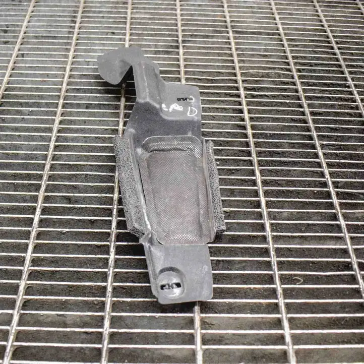 Toyota Prius (XW30) (2009 - 2015) 5382547010 Накладка крыла — фото 5