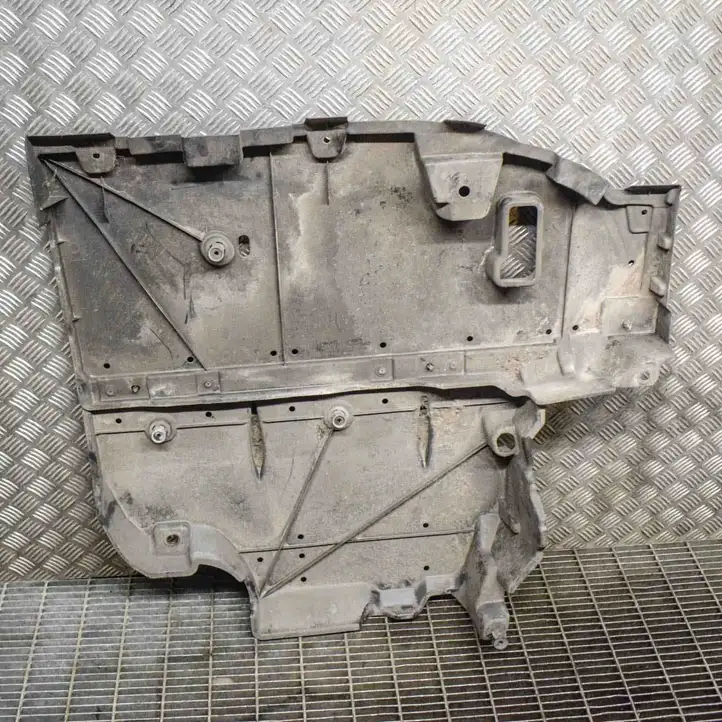 Toyota Prius (XW30) (2009 - 2015) 5830847011 Защита днища — фото 2