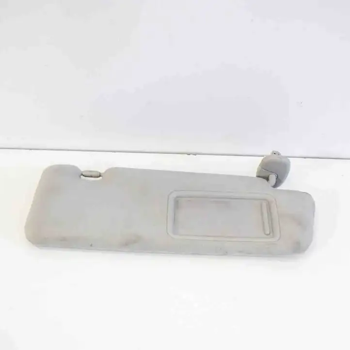 Toyota Prius (XW30) (2009 - 2015) Солнцезащитный козырек — фото 1