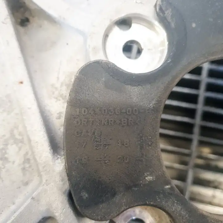 Tesla Model 3 (2017 - 2023) 104403600B Другая часть кузова — фото 7