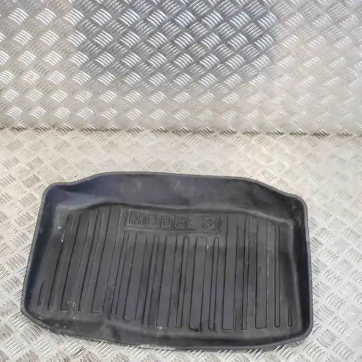 Tesla Model 3 (2017 - 2023) Пол багажника — фото 1