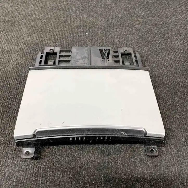 Audi A7 S7 4G (2010 - 2014) 4G08632734PK Передняя пепельница — фото 1