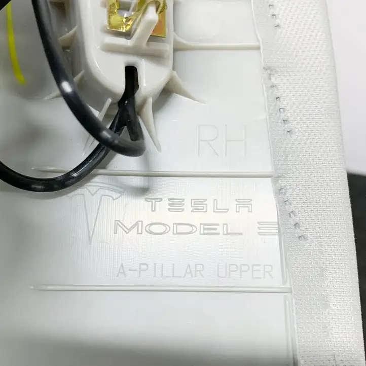Tesla Model 3 (2017 - 2023) 108624191I Обшивка стойки A — фото 6
