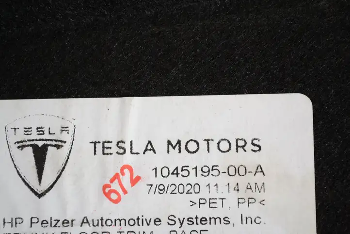 Tesla Model S (2016 - 2021) 104519500A Пол багажника — фото 8