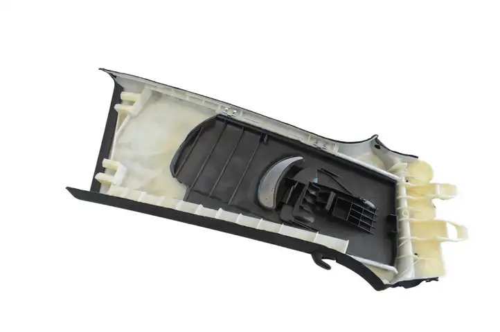 Audi A4 S4 B8 8K (2007 - 2011) 8K0867281B Нижняя обшивка стойки B — фото 4