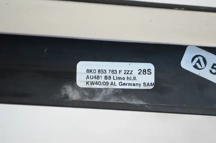 Audi A4 S4 B8 8K (2007 - 2011) 8K0853763F Накладка стекла задней двери — фото 5