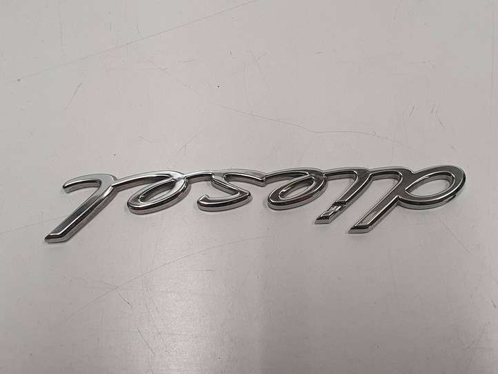 Porsche Cayenne (92A) (2011 - 2017)  95855949911 буквы модели автомобиля