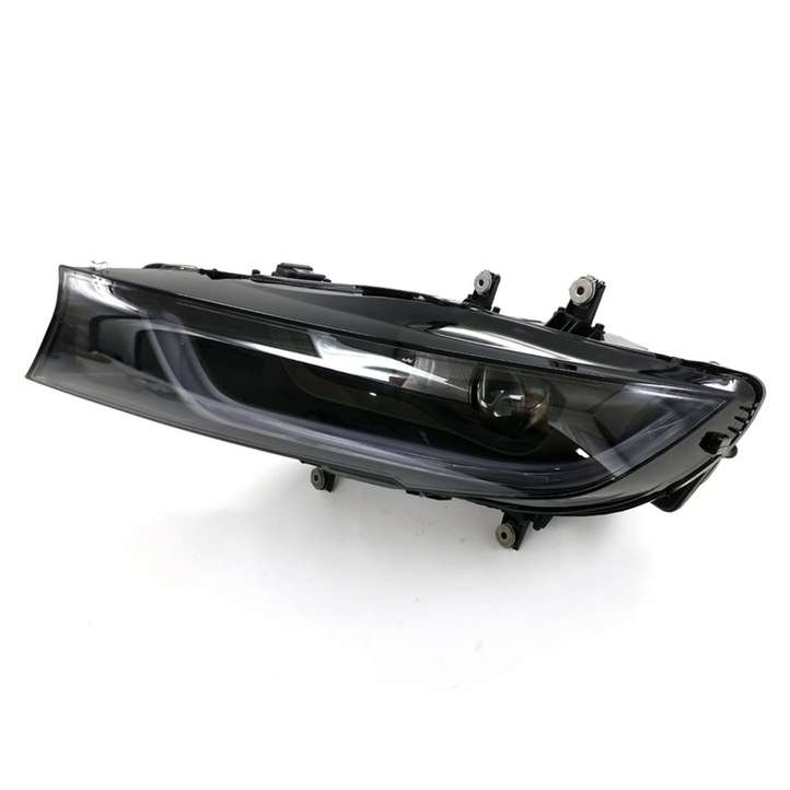 BMW i8 (2014 - )  7400125 Комплект передних фар