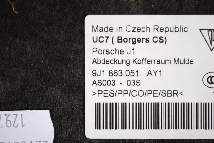 Porsche Taycan 9J1 (2019 - ) 9J1863051 Обшивка ниши запасного колеса — фото 5