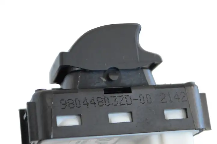 Citroen C4 (2016 - ) 98044803ZD00 Кнопка стеклоподъемников — фото 5