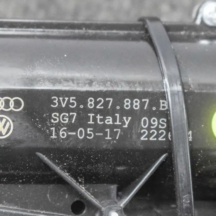 Audi A5 (2016 - ) 3V5827887B Доводчик крышки багажника — фото 6